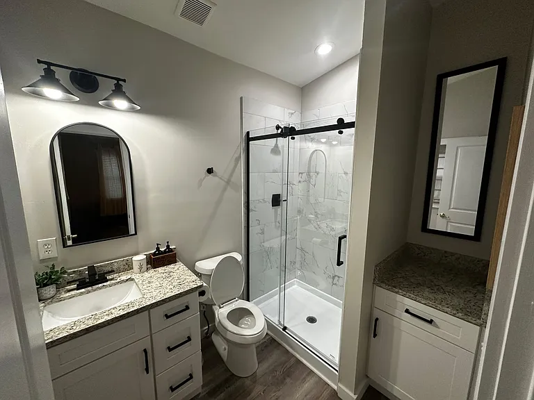 2107 Carruth St NW — Photo 3