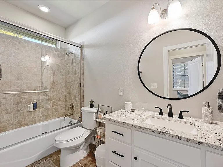 4410 Jester Dr #B — Photo 24