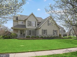 2488 Impala Dr, Ronks, PA 17572