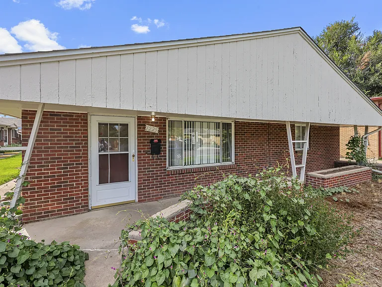 1213 Vance St — Photo 29