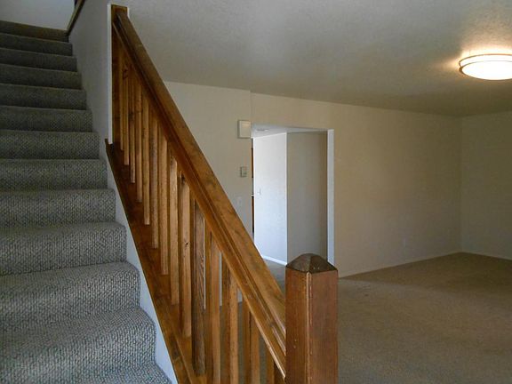 2nd image of 1522 Boswell Dr