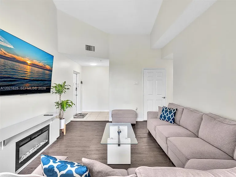 7085 Nova Dr #321 — Photo 7