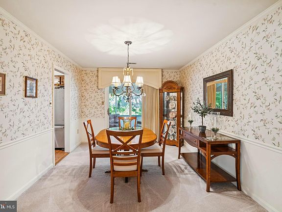 5th image of 15709 Buck Ln
