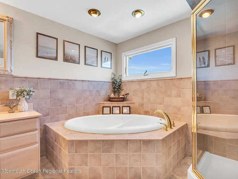 1613 Northstream Pkwy — Photo 24