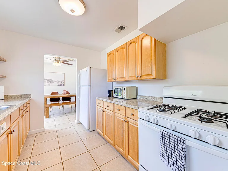 130 Melaleuca Dr — Photo 5