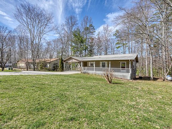 3rd image of 185 Beale Court Dr