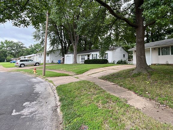 3rd image of 2590 Morningside Dr