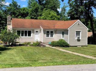 2 Bolling Rd, Yorktown Heights, NY 10598