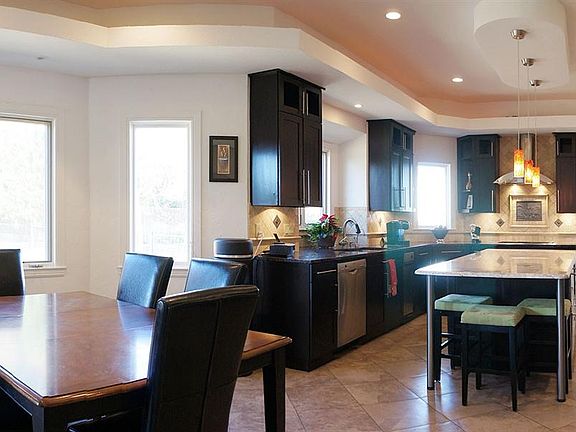 5th image of 5924 Kittansett Ct