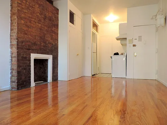 Rented by J Misrahi Realty Corp | media 1