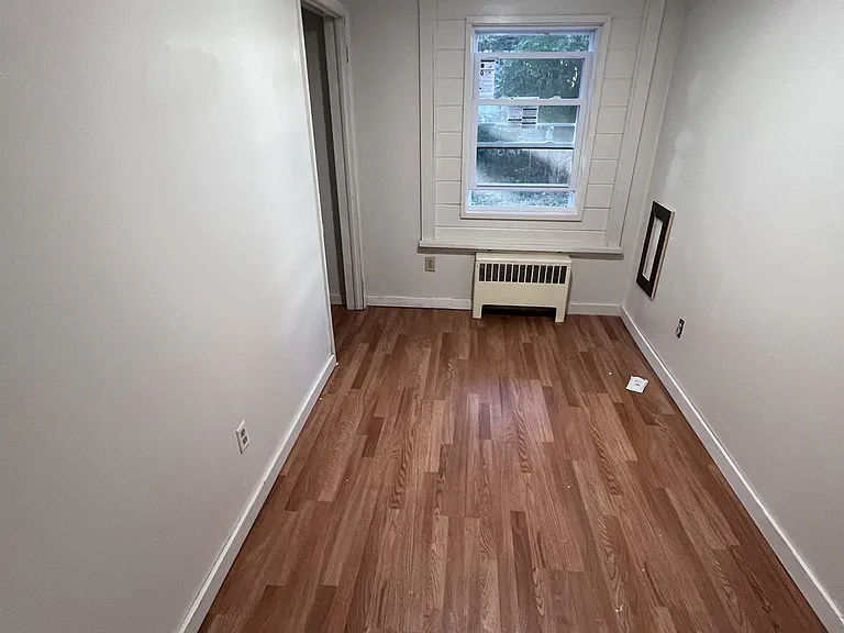39 Rush Ave #1 — Photo 7
