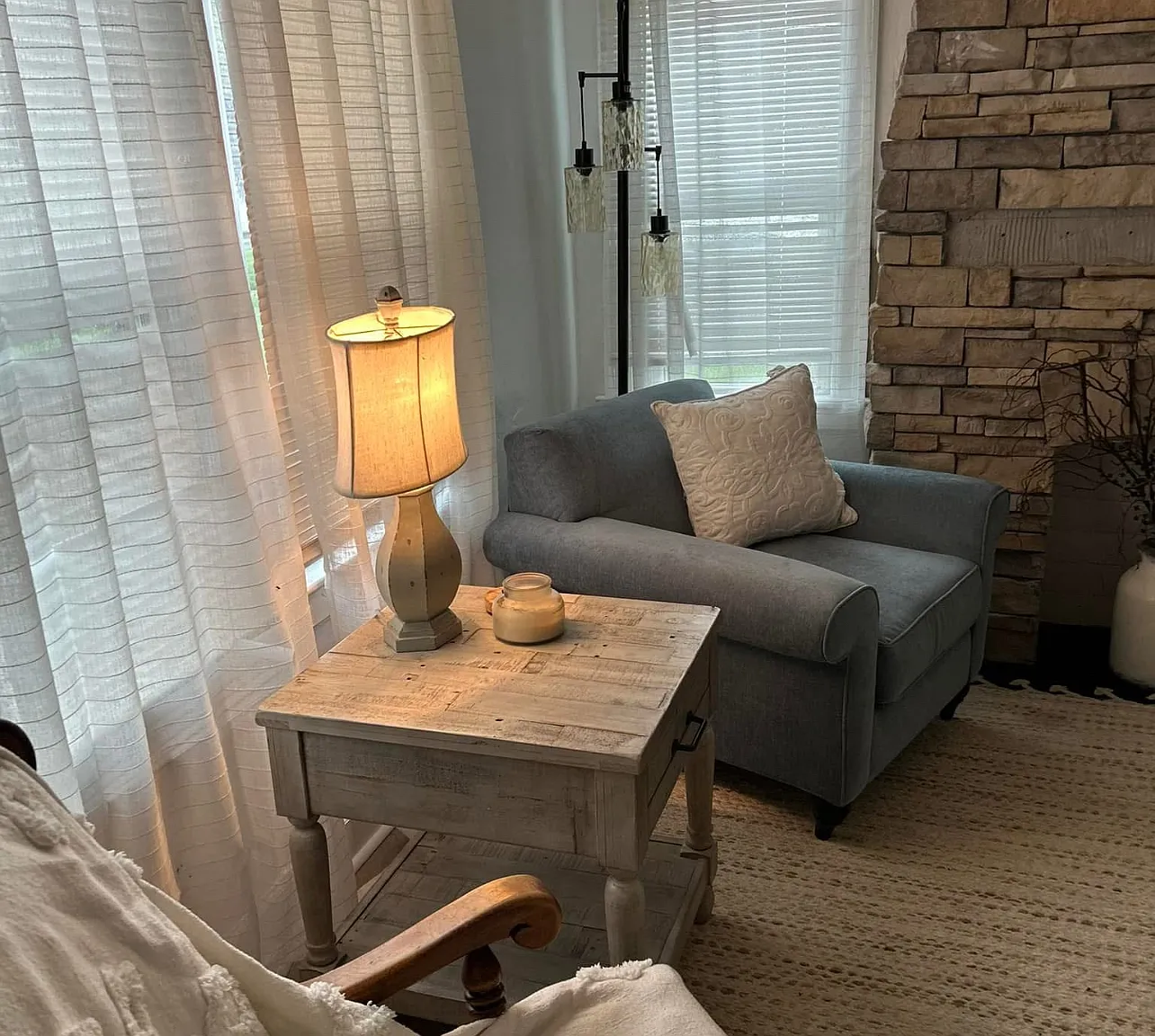 3 bed, 1.5 bath, 1132 sqft, $975 — Photo 2