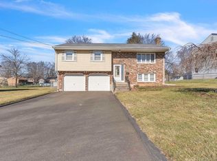 208 Boylston St, Newington, CT 06111