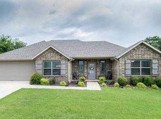 514 Caballo St, Farmington, AR 72730
