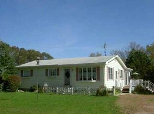 12059 Upton Rd, Bath, MI 48808