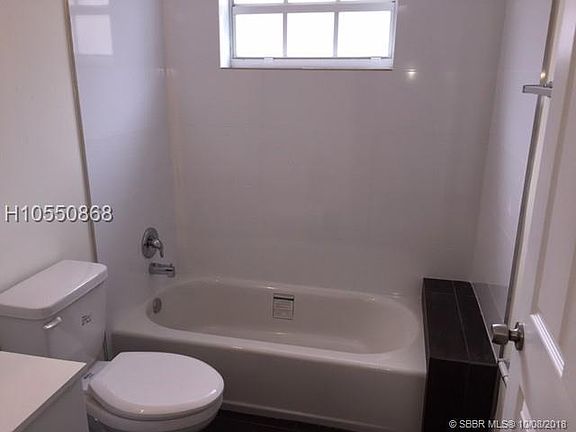 4th image of 1780 S Glades Dr APT 17