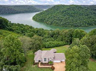1450 Lafever Ridge Rd, Silver Point, TN 38582