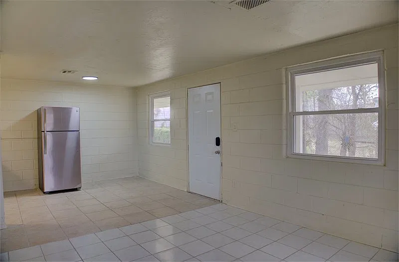 1 bed, 600 sqft, $795 — Photo 2