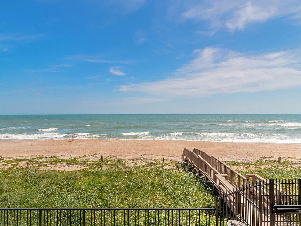 Beach Walkway - view from balcony