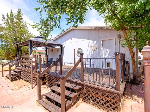 4th image of 4028 Calle Estados