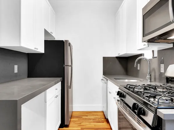 226 East 25th Street image 1 of 9