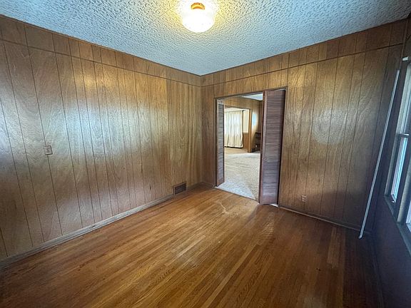 5th image of 619 E 9th Ave