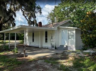 1318 Neely Dr, Leesburg, FL 34748
