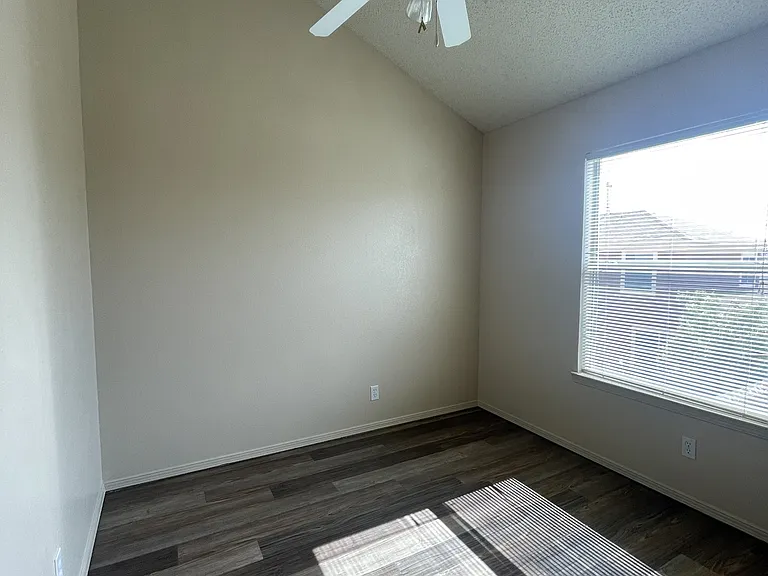 3708 Prairie Rose St — Photo 8