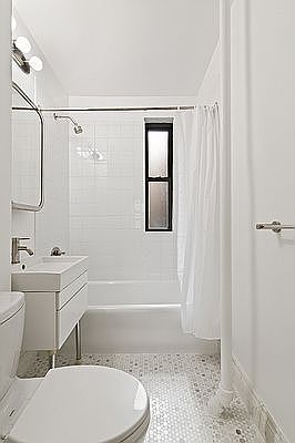 4th image of 220 W 24th St APT 1P