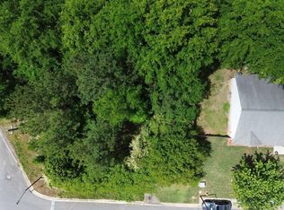 111 Jarrett Dr, Calhoun, GA 30701