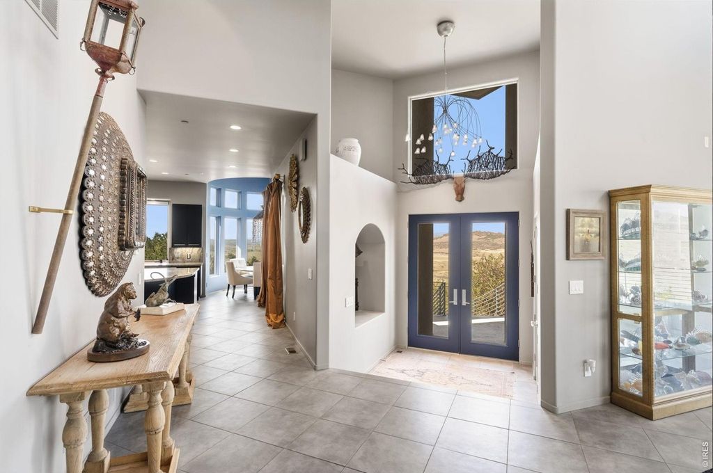 2950 Hidden Valley Dr