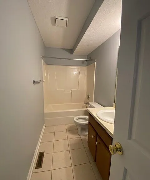 109-111 Township Sq #111B — Photo 17