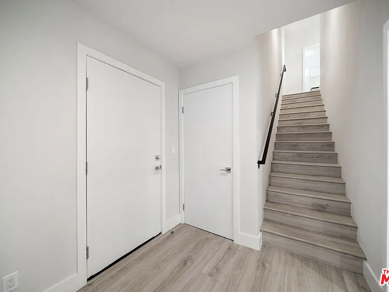 5221 1/2 Cleon Ave — Photo 13