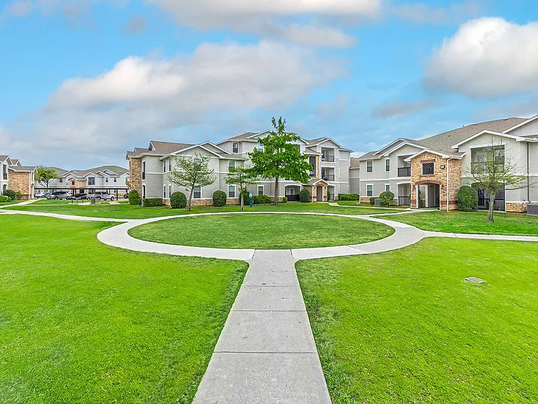 Rosemont at Mayfield Villas — Photo 15