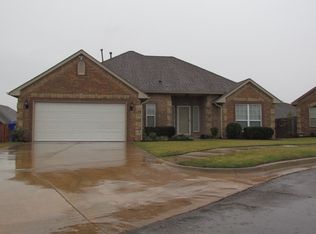 1108 Glen Eagles Ct, Norman, OK 73072