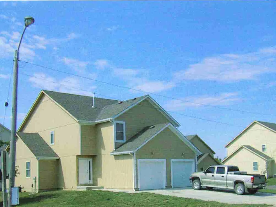 904 N Elm St #904