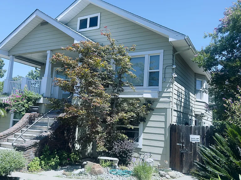 4835 P St #B — Photo 3