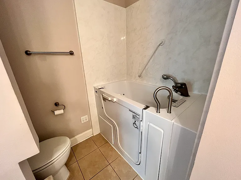 23372 Chene Blanc Ln — Photo 14