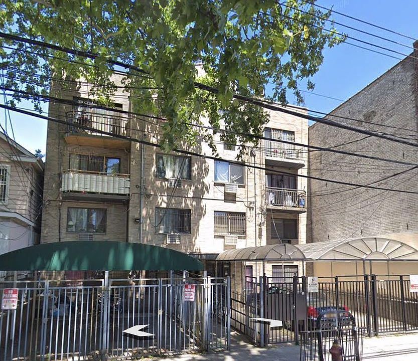 2nd image of 9905 43rd Ave APT 1B