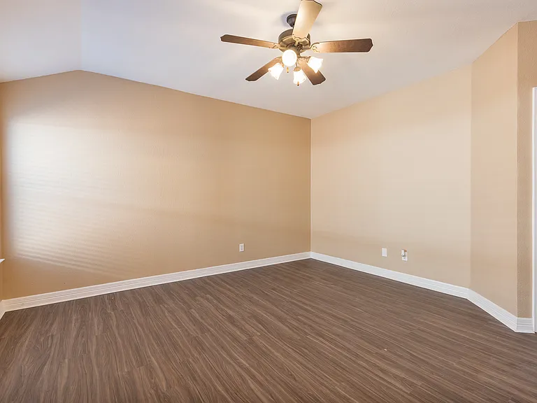 1617 Nighthawk Dr — Photo 11
