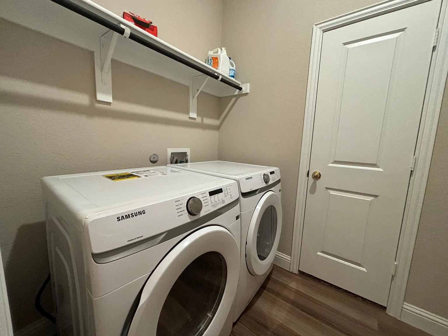 Mustang Brook Ln, Leander — Photo 4