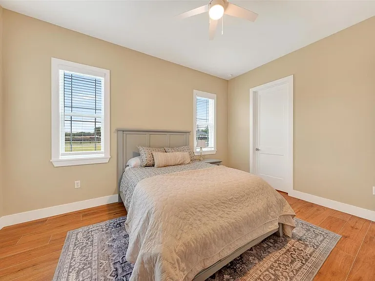 11257 NW 50th Ln — Photo 29