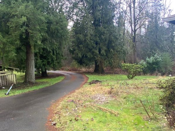 (undisclosed Address)