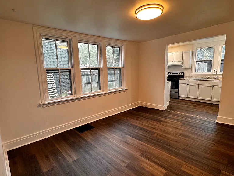 425 Weidman St — Photo 14