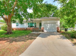 806 Myrtle Dr, Tecumseh, OK 74873