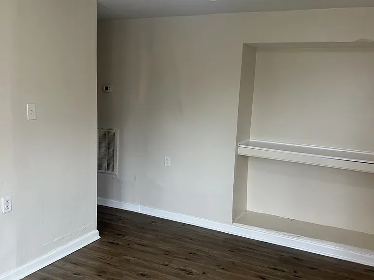 Built In Cabinets In The Livingroom