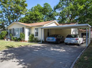 3028 Hollis St, Fort Worth, TX 76111