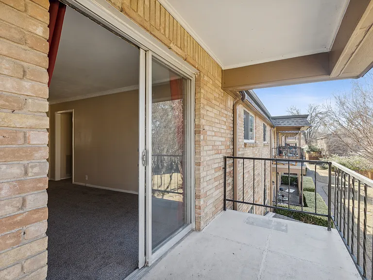 7918 Royal Ln #212 — Photo 23