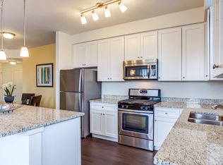 The Residences of Orland Park Crossing, Orland Park, IL 60462