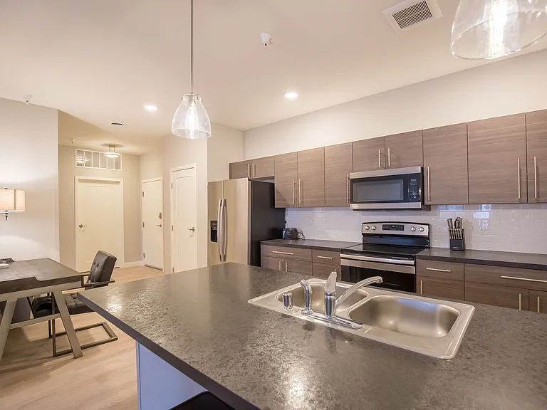 Shiloh Commons — Photo 9